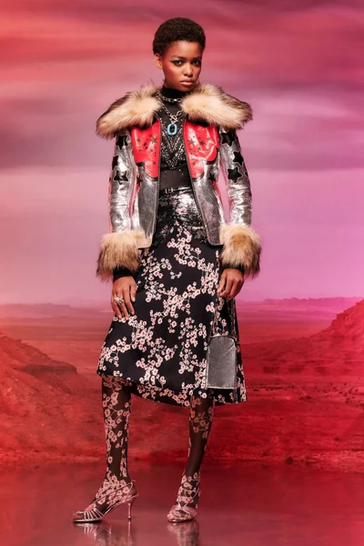 Look 22